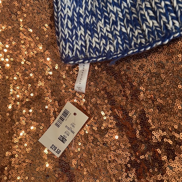 Areopostale Royal blue and white scarf 🧣 - Picture 2 of 3